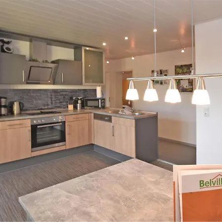 Comfortable In Quiet Location With Gorgeous South Facing Balcony Appartamento *