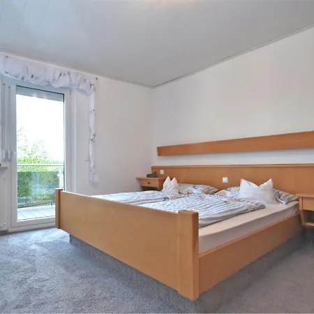 Comfortable In Quiet Location With Gorgeous South Facing Balcony Gössweinstein